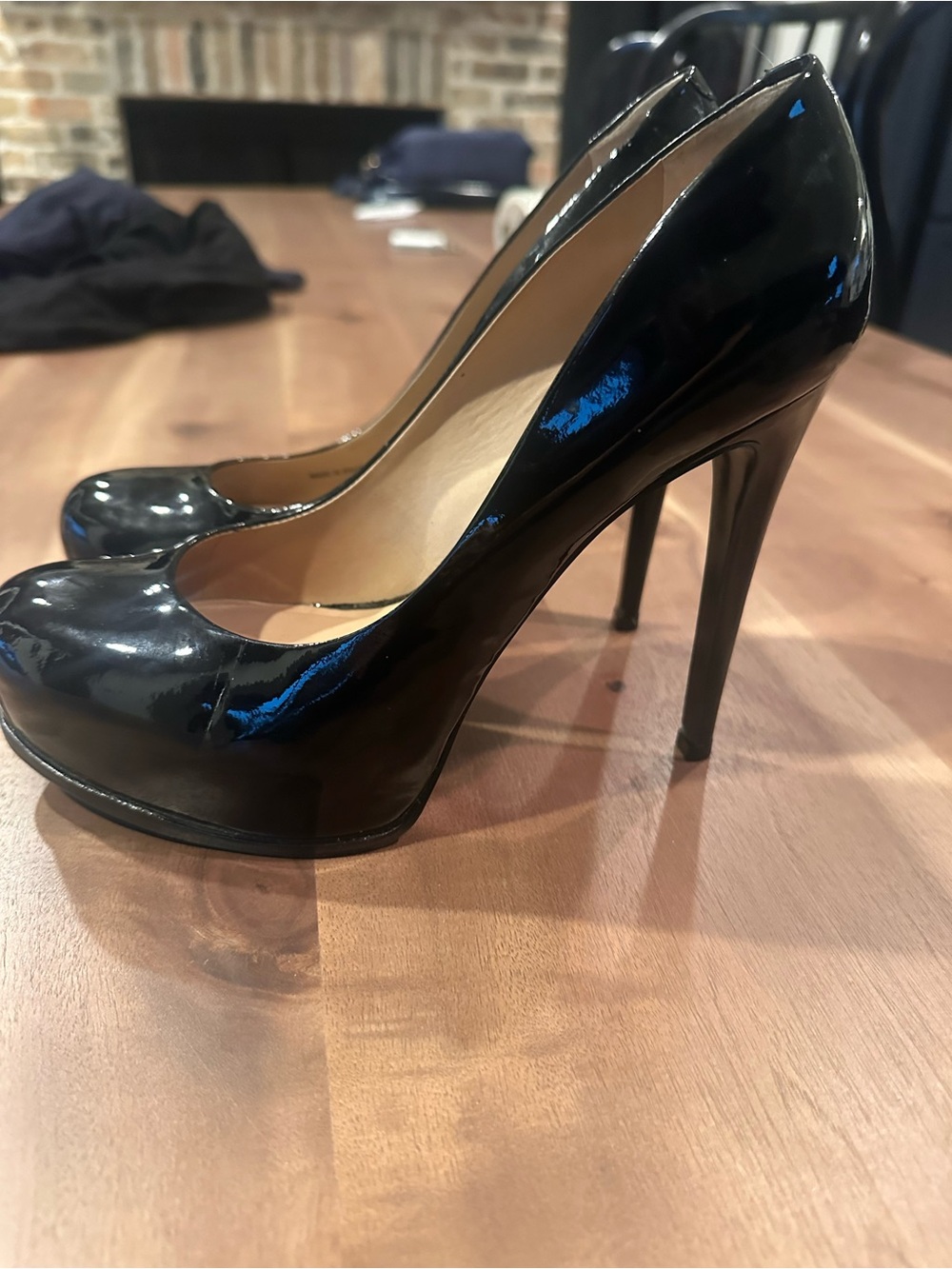 Pour La Victoire Black Patent Leather Stiletto Pumps